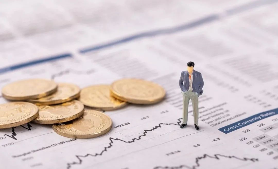 理财分析(理财分析师考试费)