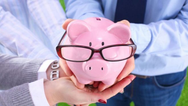 10万存定期还是买理财(10万存定期还是买理财可以退吗)